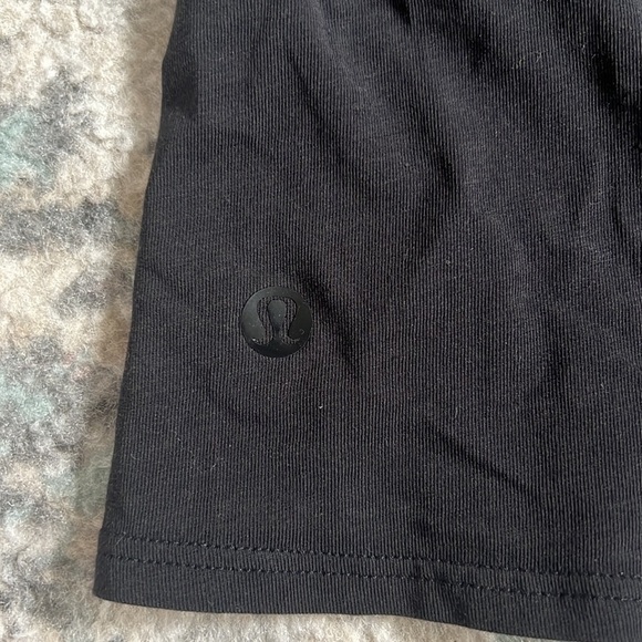 Lululemon black long sleeve top - Picture 8 of 10